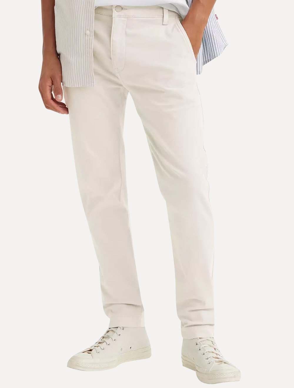 Calça Levis Masculina de Sarja Slim Taper XX Chino Off White