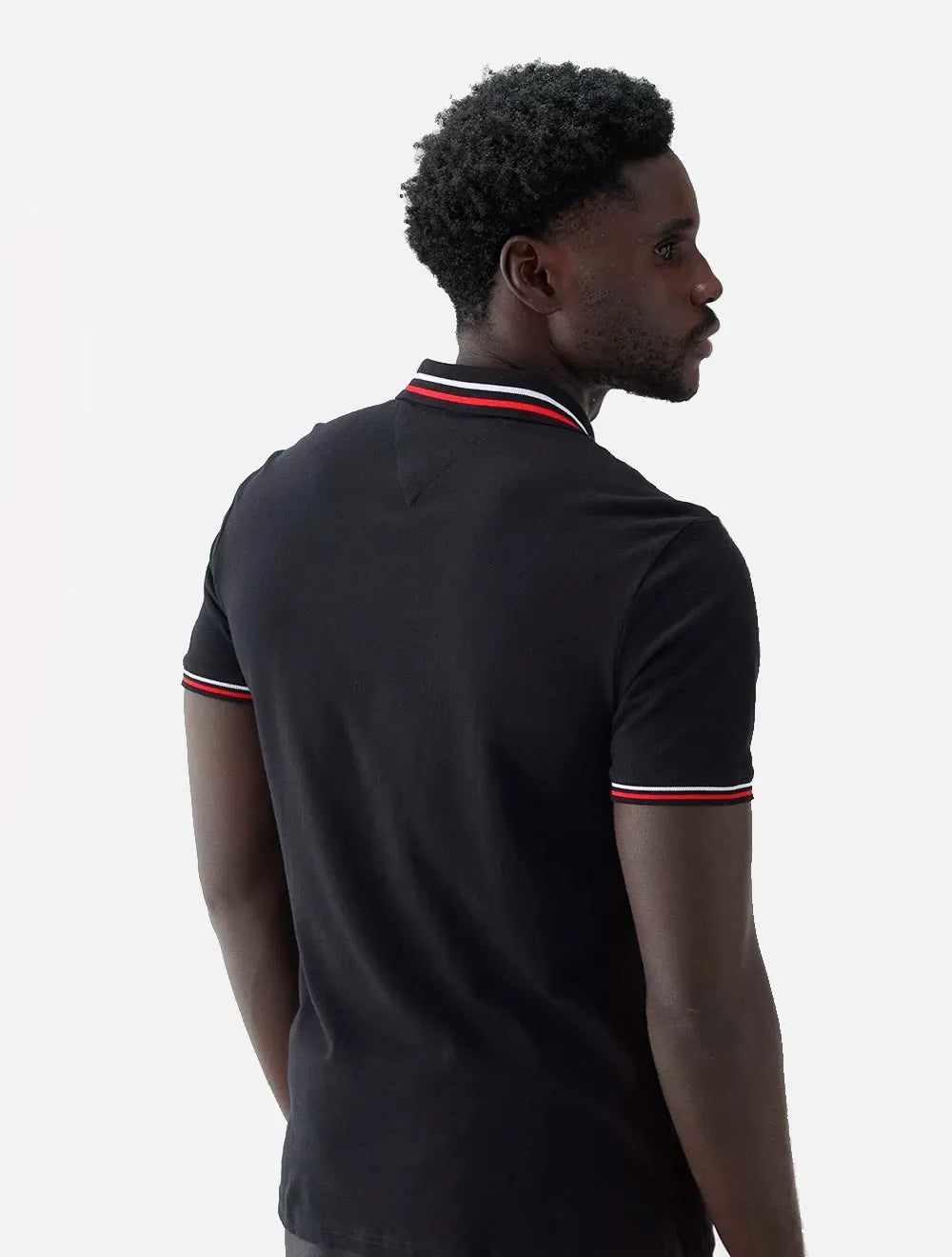 Polo Tommy Jeans Masculina Piquet Regular Graphic Tipped Preta