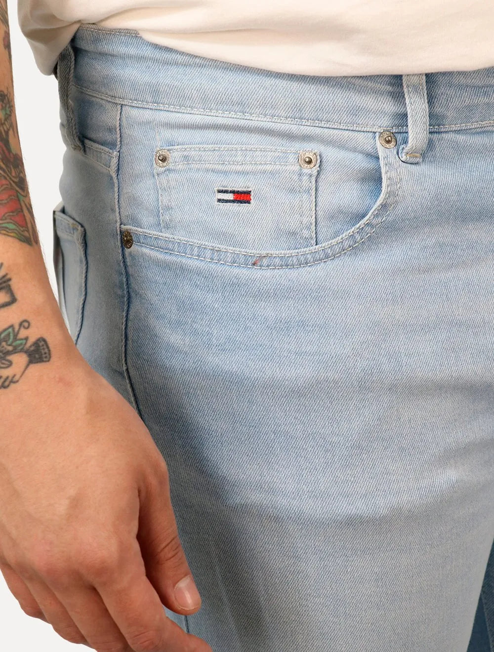 Calça Tommy Jeans Masculina Slim Austin Clara