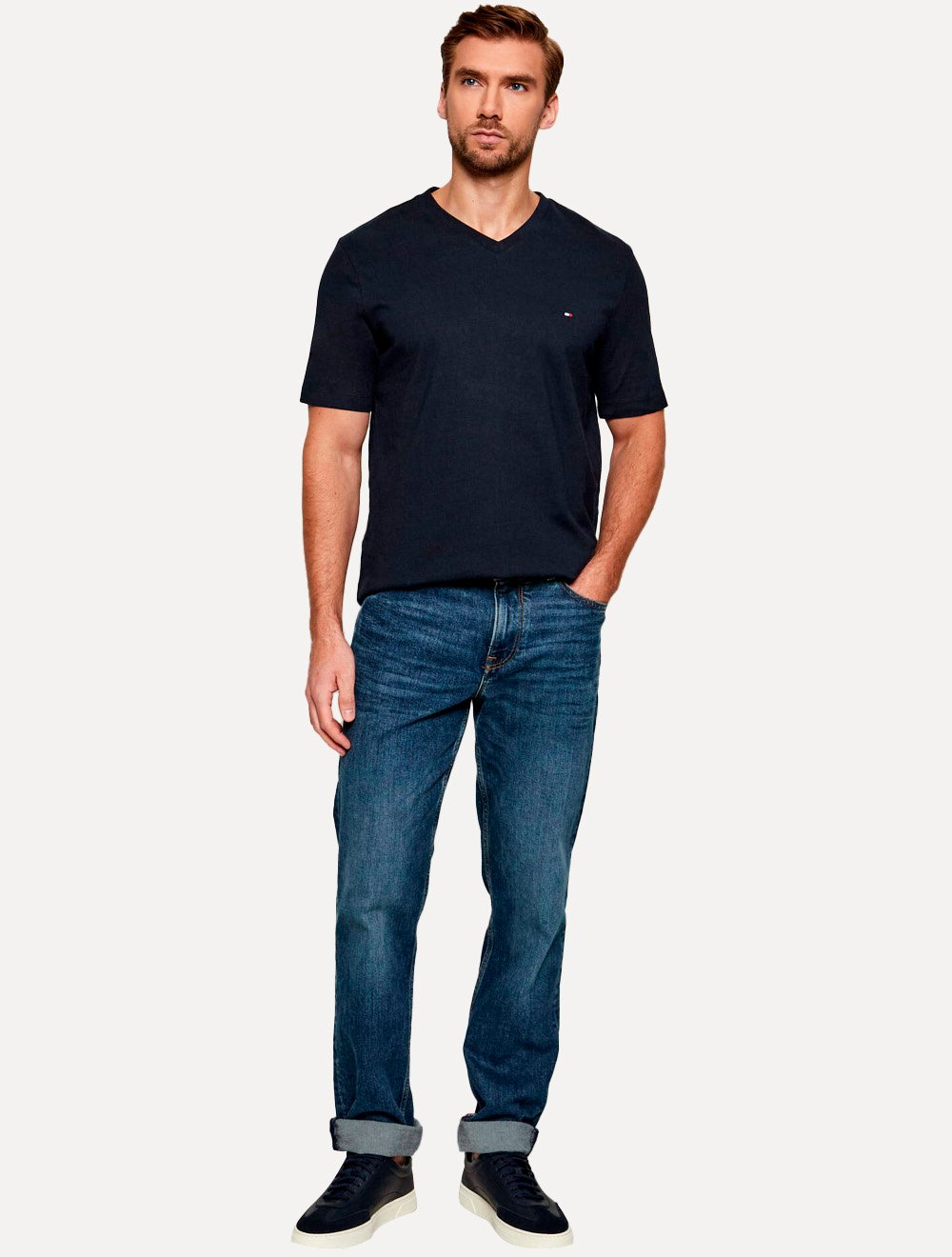 Camiseta Tommy Hilfiger Masculina Essential V-Neck Cotton Azul Marinho