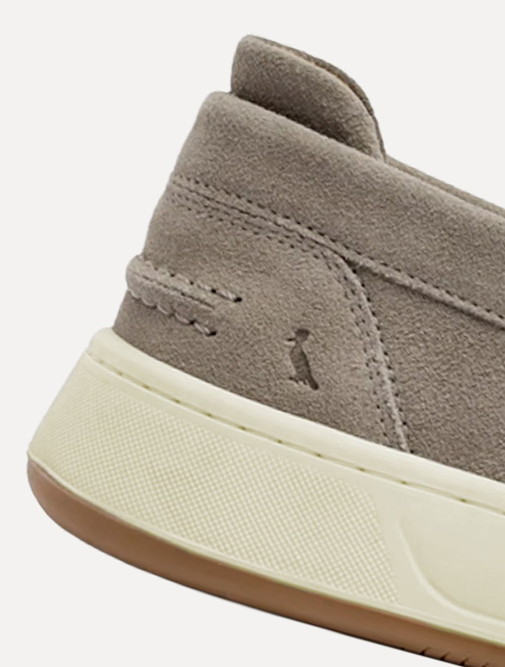 Tênis Reserva Masculino Couro Camurça Lavada Fendi Capri Cinza Claro