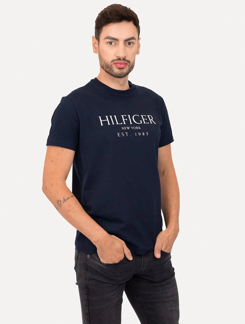 Camiseta Tommy Hilfiger Masculina Big Logo Est.1985 Azul Marinho