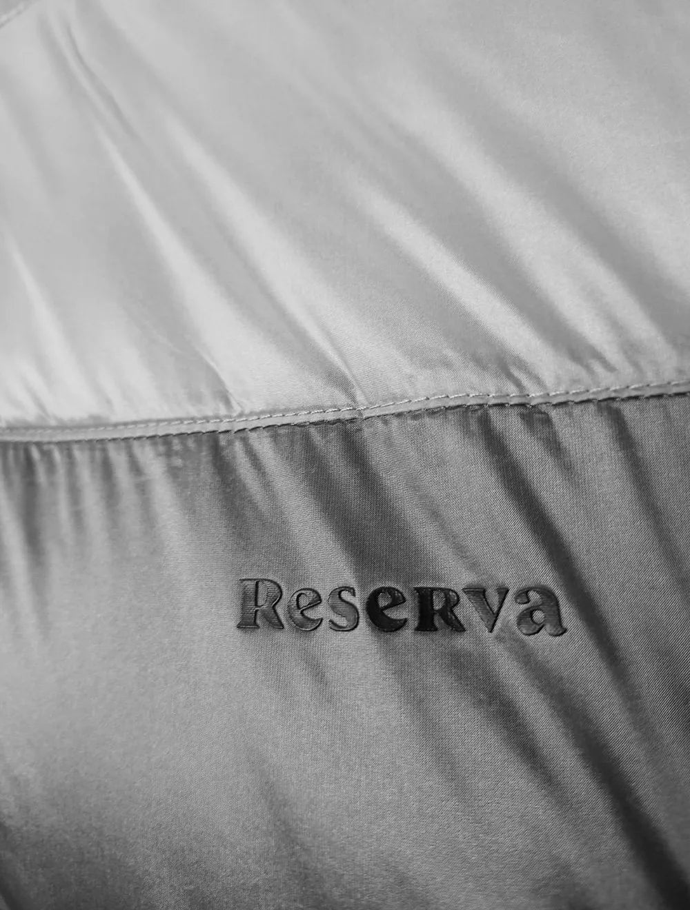 Jaqueta Reserva Masculina Hoodie Double Face Puffer Chumbo Cinza Preta