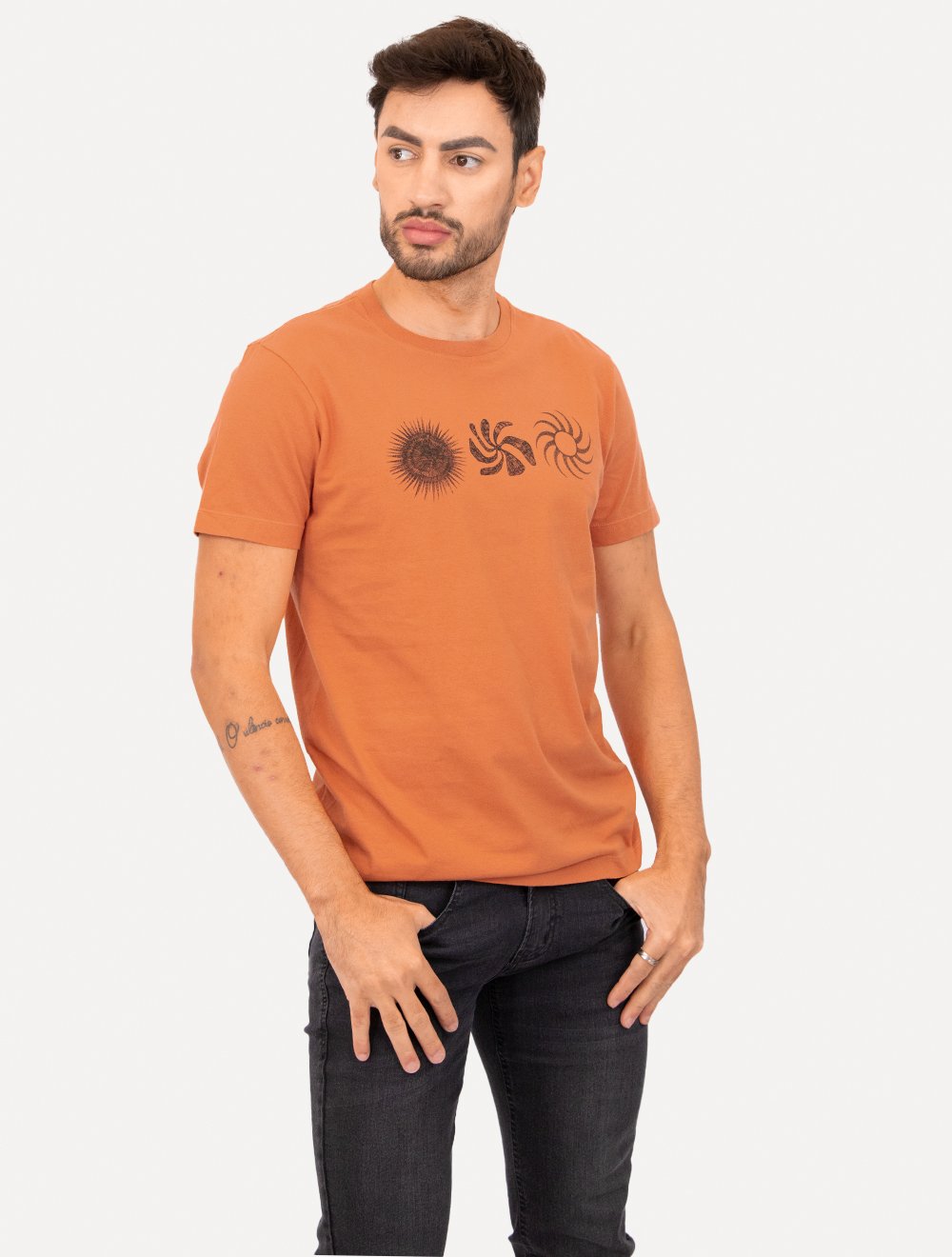Camiseta Osklen Masculina Slim Vintage Magic Sun Laranja