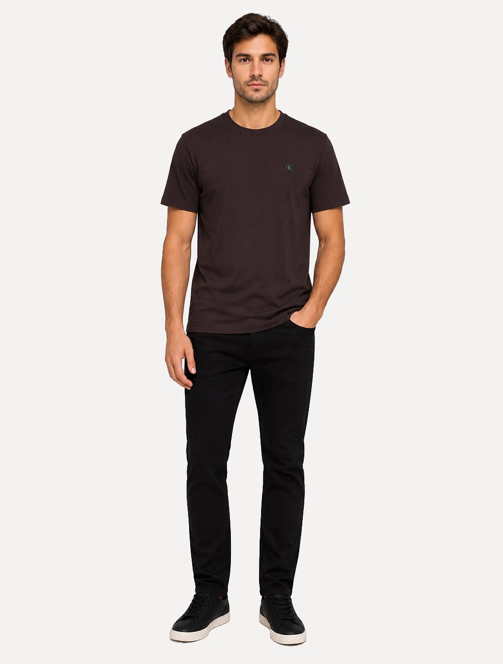 Camiseta Calvin Klein Jeans Masculina Cotton CK Logo Quadrado Marrom Escuro