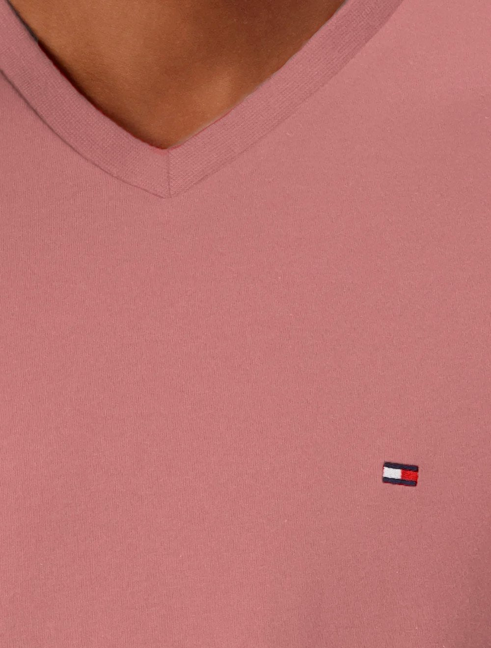 Camiseta Tommy Hilfiger Masculina Essential V-Neck Salmão