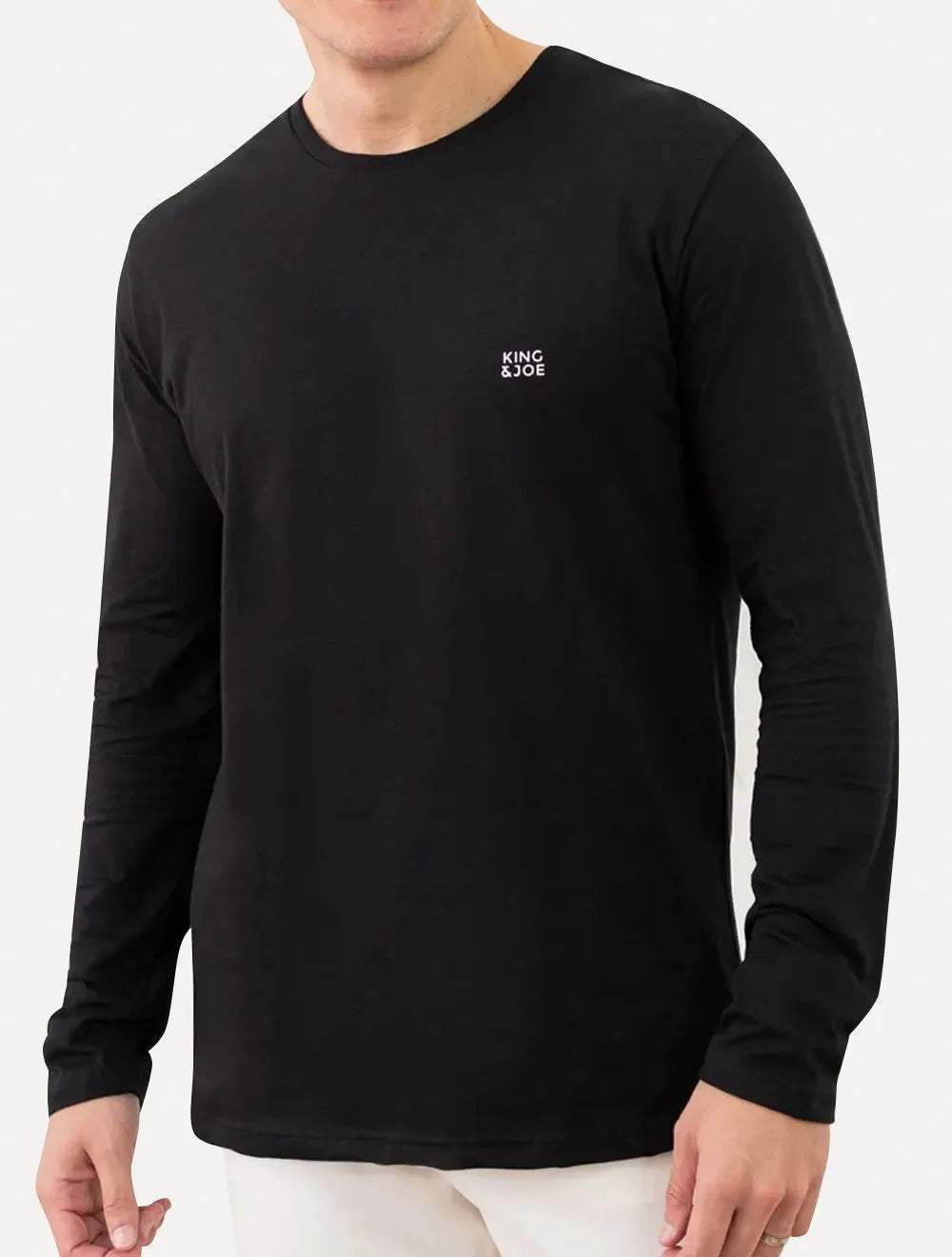 Camiseta King & Joe Masculina Manga Longa Basic Light Small Logo Preta