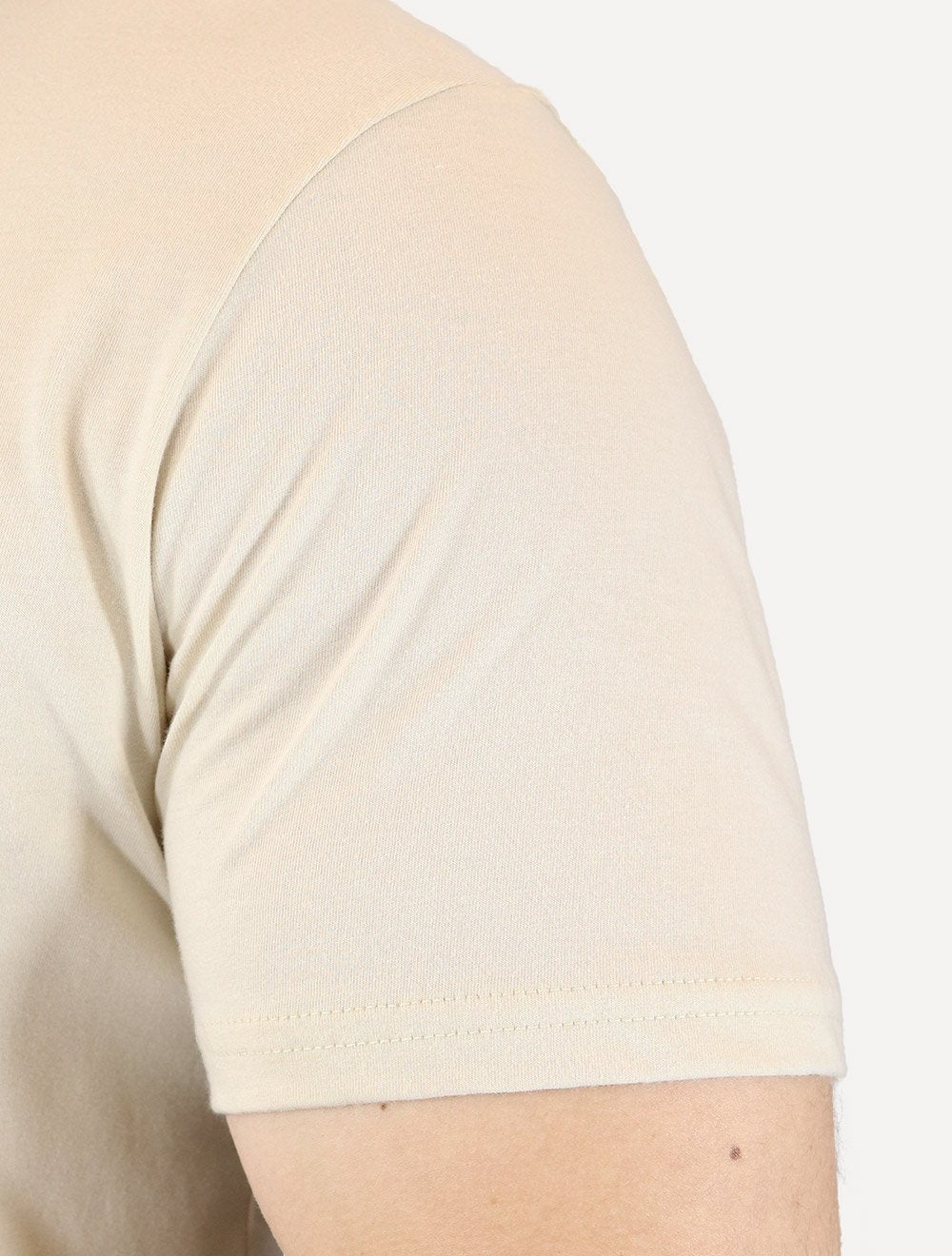 Camiseta Tommy Jeans Masculina Core Linear Gold Logo Areia
