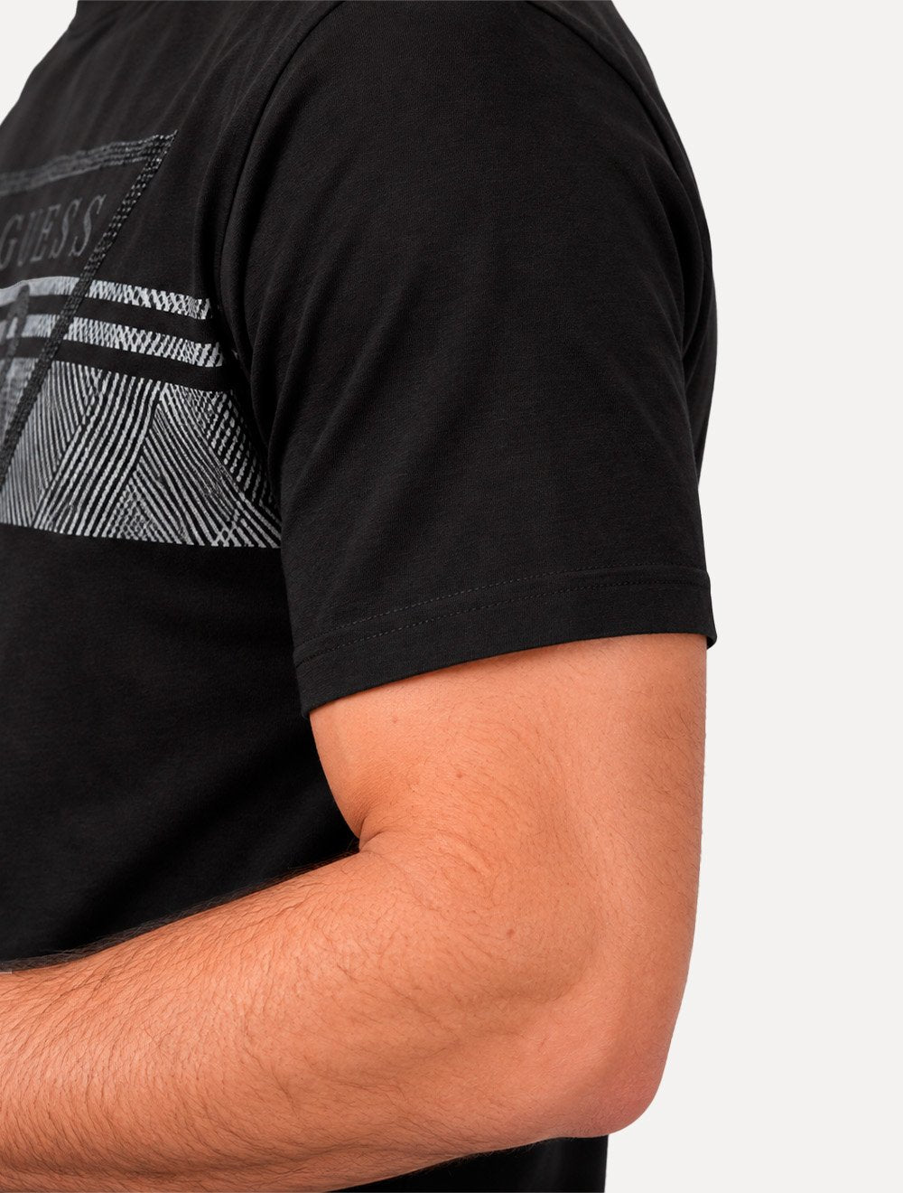 Camiseta Guess Masculina Big Chest Inverse Line Logo Preta