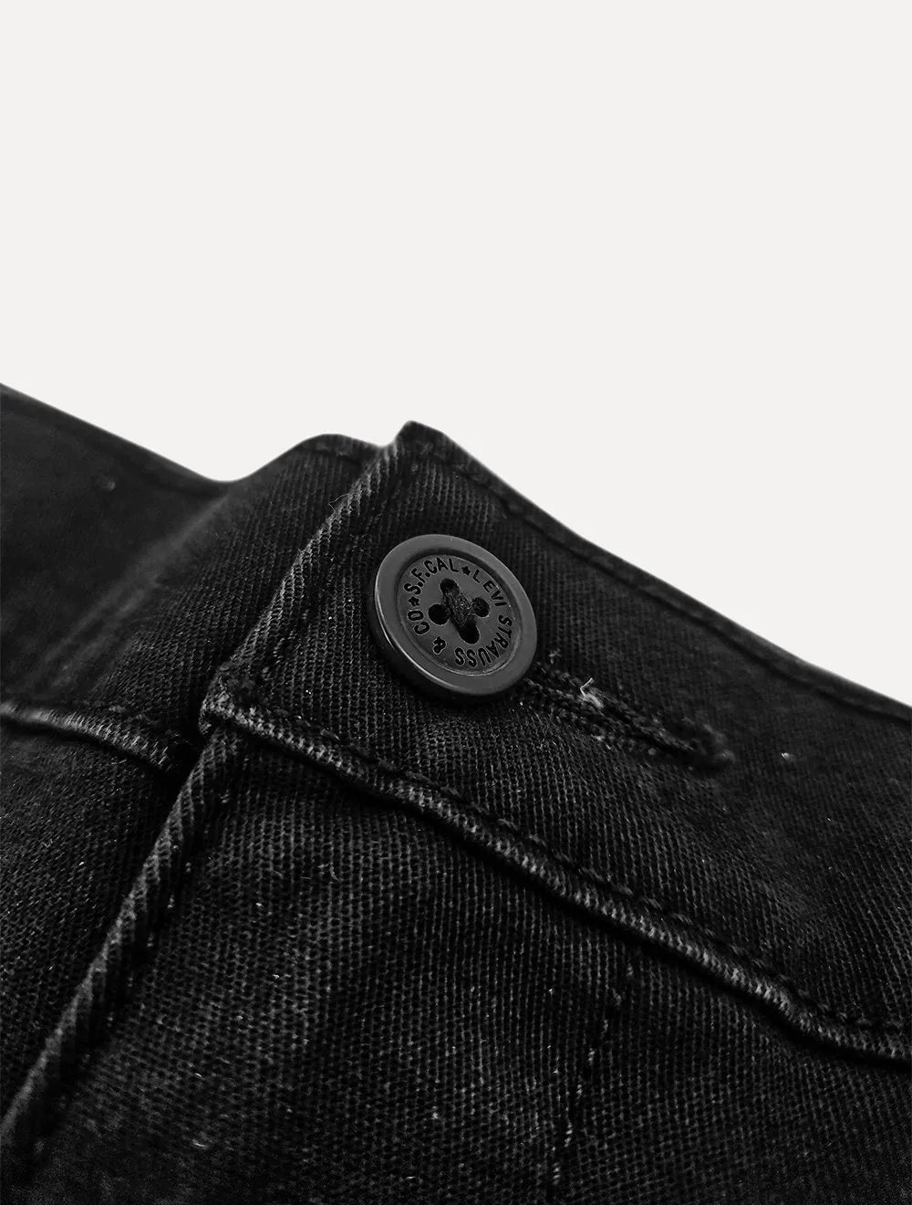 Calça Levis Masculina de Sarja Slim Taper XX Chino Mineral Preta