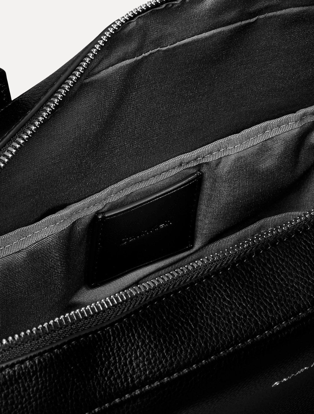 Pasta Calvin Klein Notebook CK Alça Transversal PU Preta