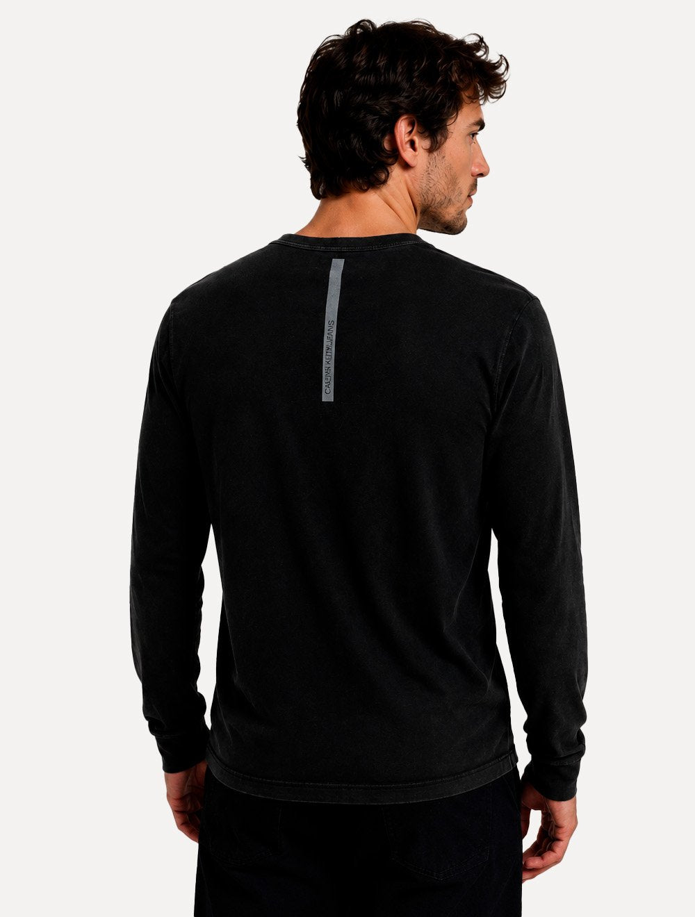 Camiseta Calvin Klein Jeans Masculina Manga Longa Pocket Preta