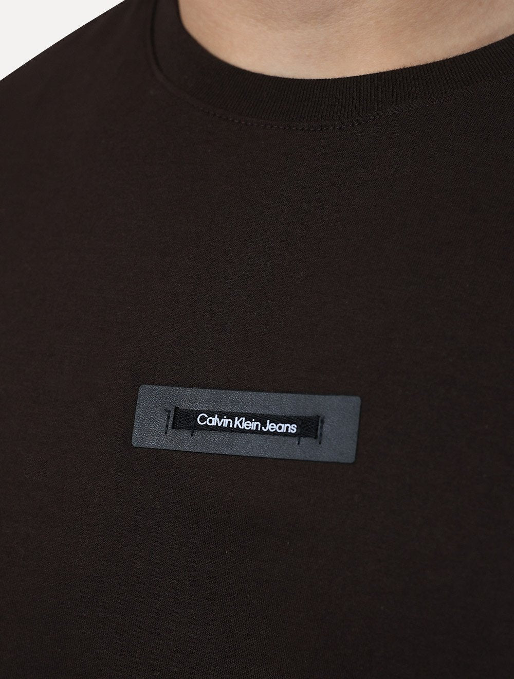 Camiseta Calvin Klein Jeans Masculina Manga Longa Logo Leather Center Marrom