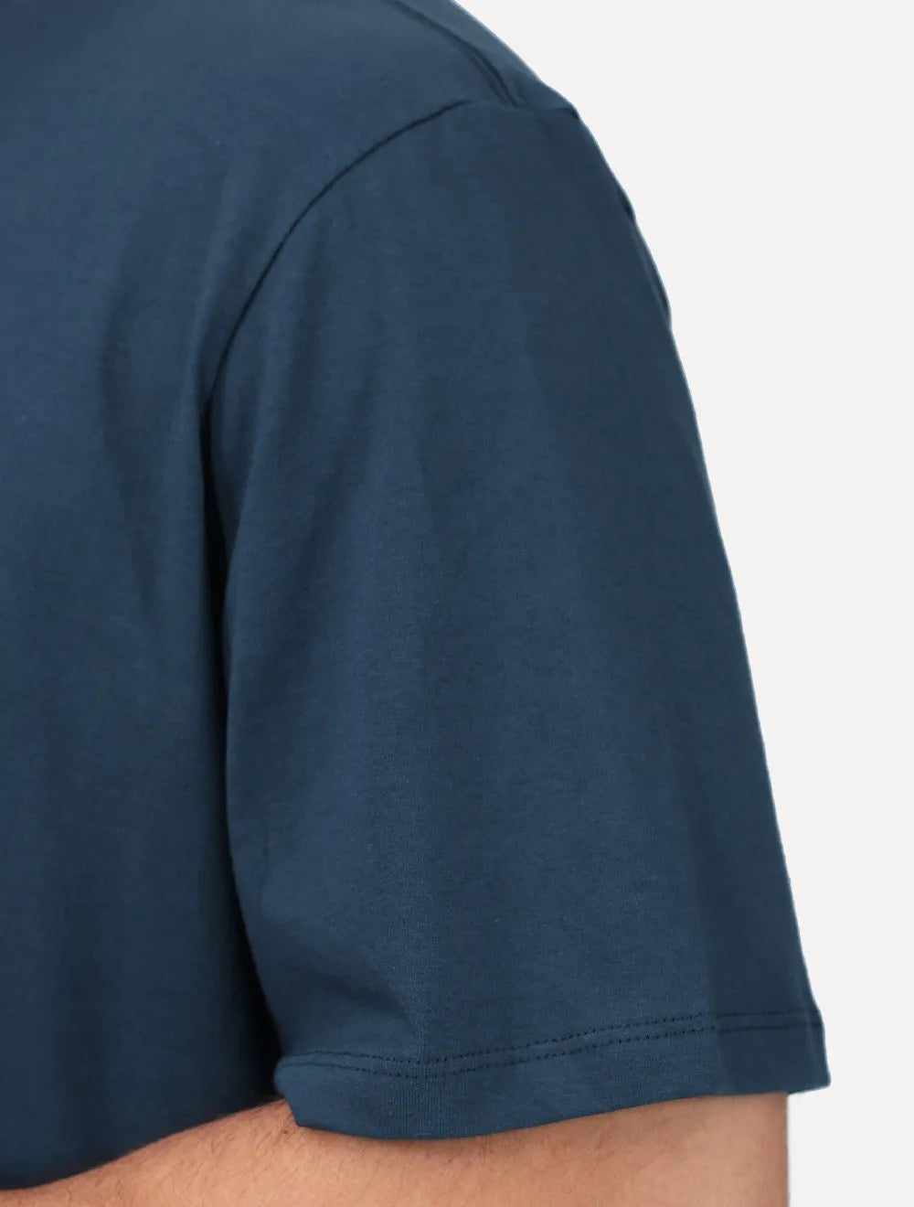Camiseta Individual Masculina Comfort Relevo Silk Logo Azul Marinho