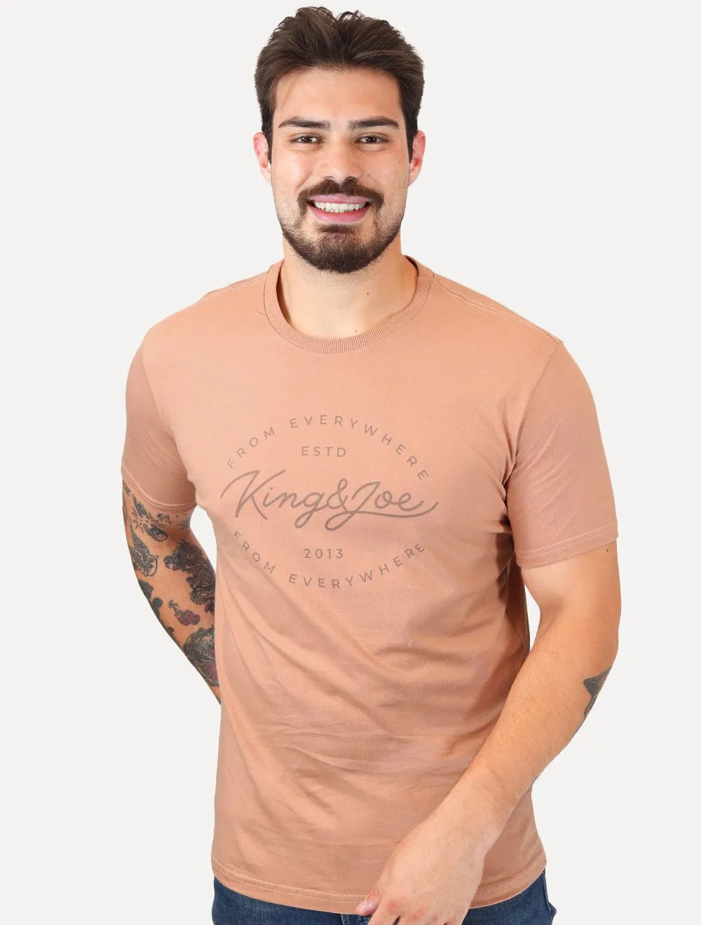 Camiseta King & Joe Masculina Signature Circle Estd 2013 Salmão