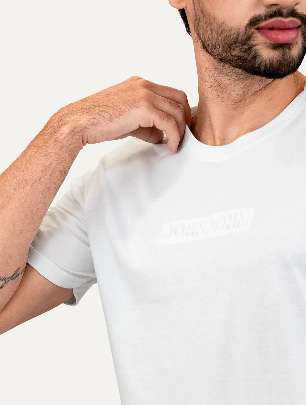 Camiseta John John Masculina Regular Embossed White Branca