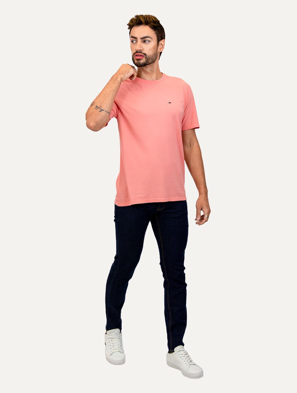 Camiseta Tommy Jeans Masculina Regular Jersey C-Neck Flag Rosa