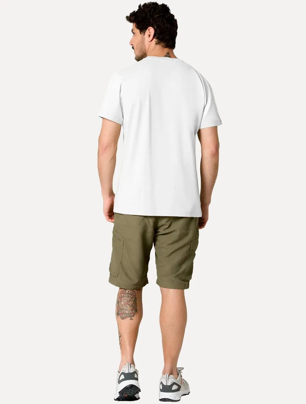 Camiseta Columbia Masculina Basica Logo Bordado Branca