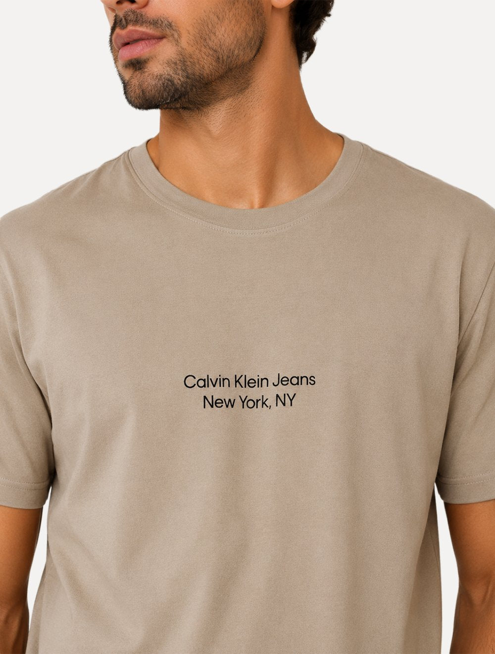 Camiseta Calvin Klein Jeans Masculina Logo New York Cáqui Médio