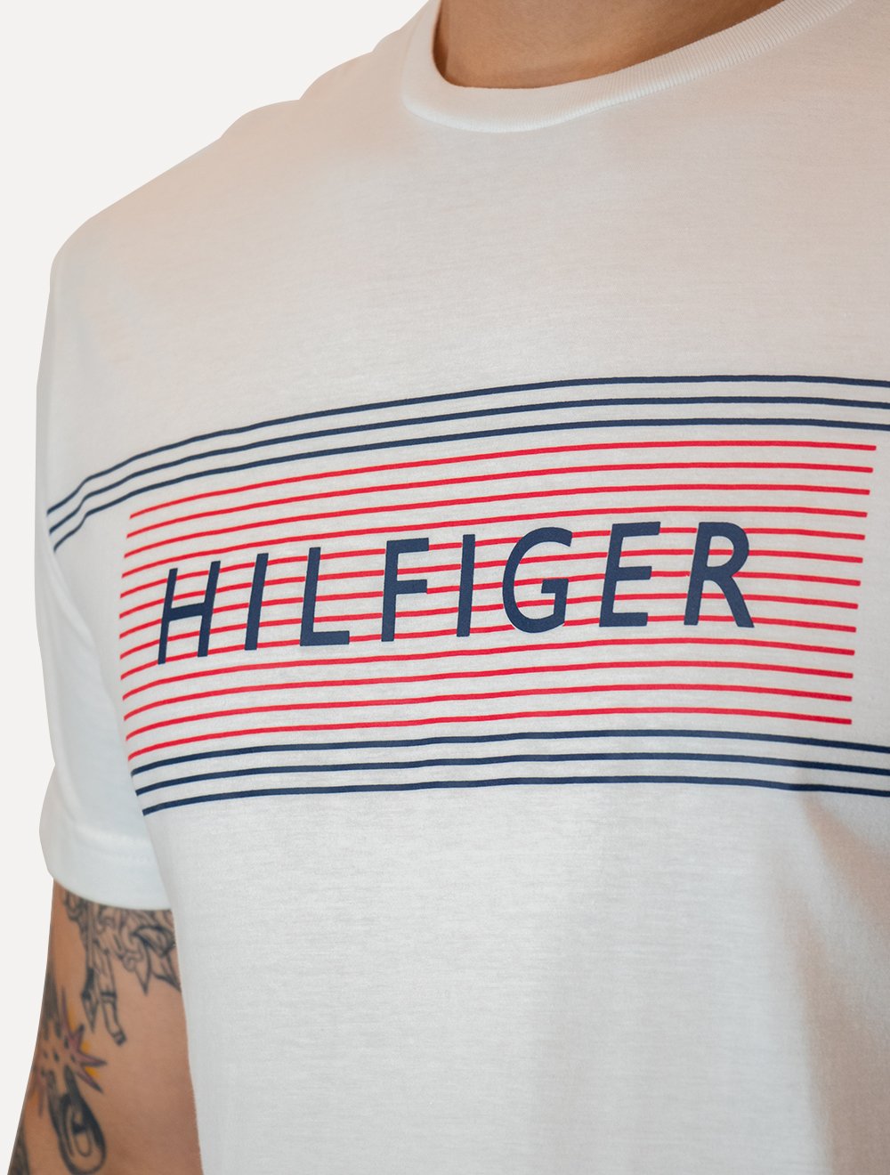 Camiseta Tommy Hilfiger | Brand Love Chest Tee Branca