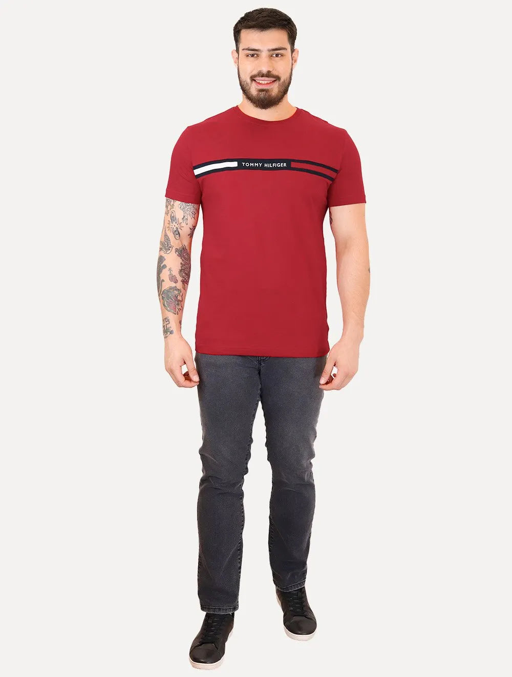 Camiseta Tommy Hilfiger Masculina Chest Insert Logo Vermelha Escuro