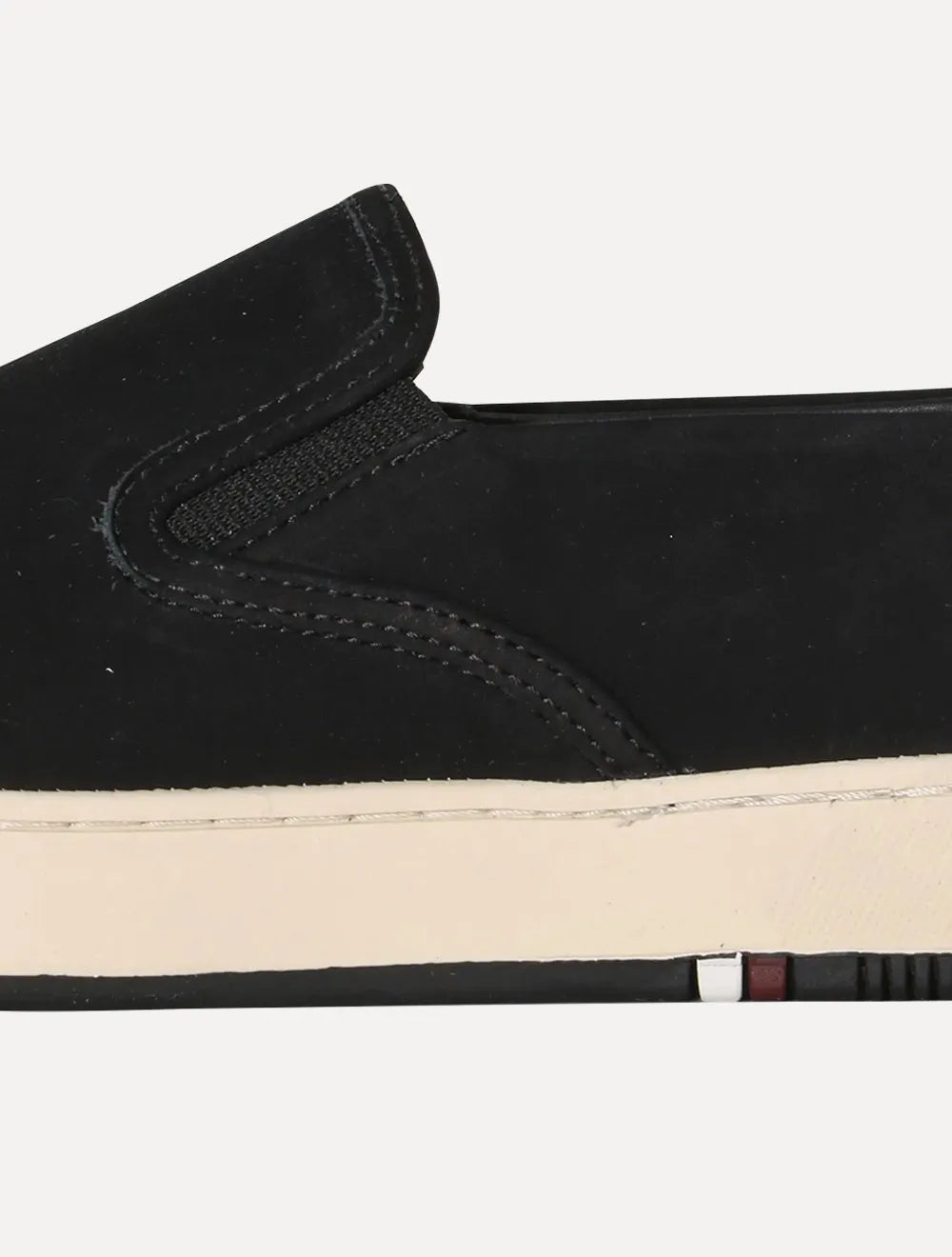 Tênis Osklen Masculino Slip on Bossanova Nobuck Suede Preto
