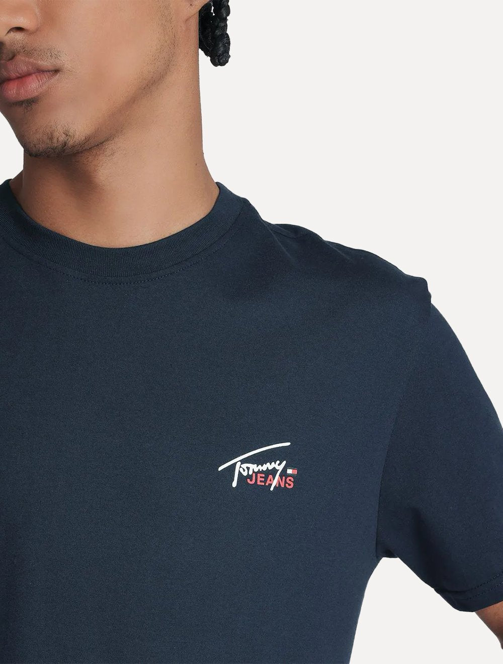 Camiseta Tommy Jeans Masculina Regular Classic Smal Flag Azul Marinho