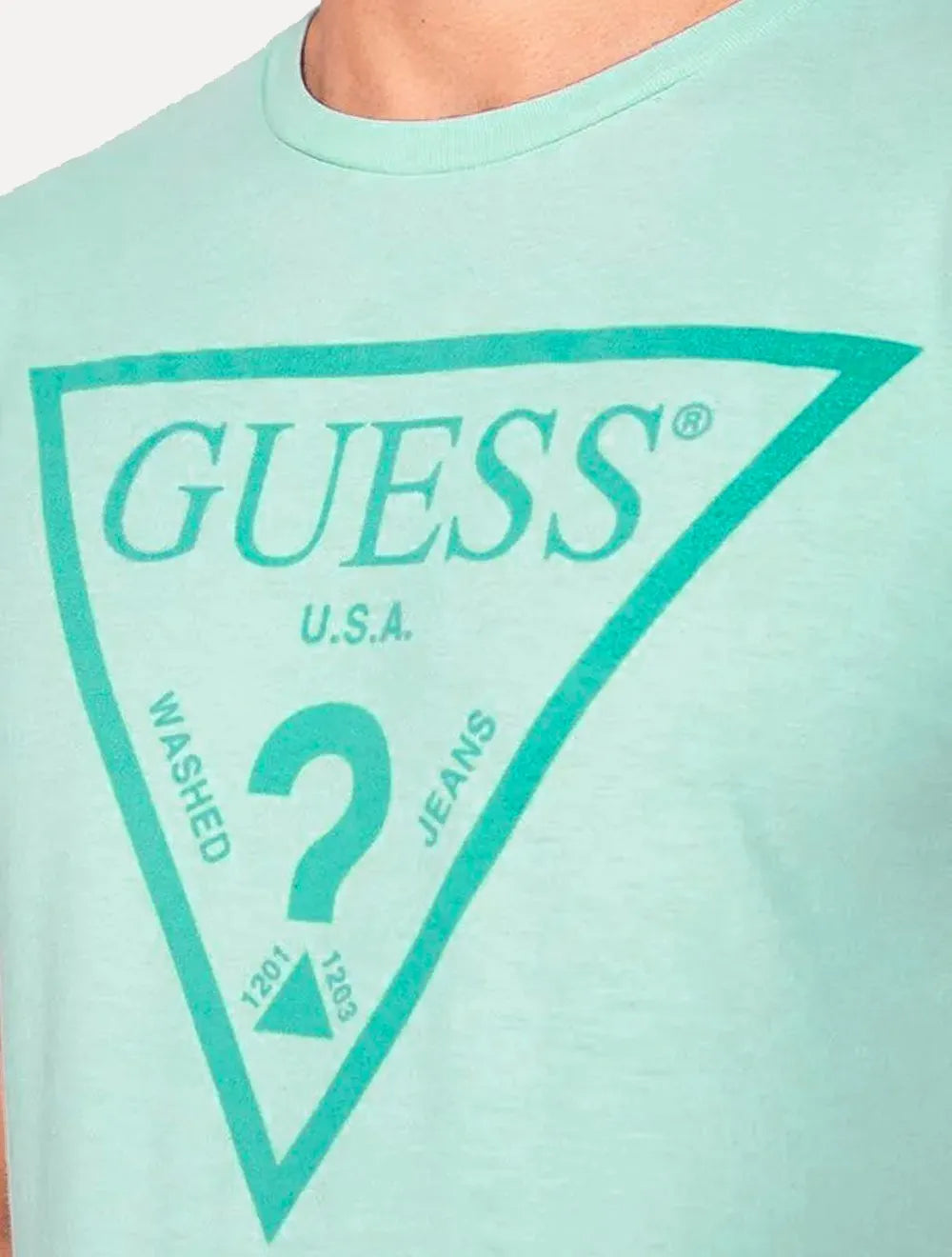 Camiseta Guess Masculina Classic Logo Print Verde Claro