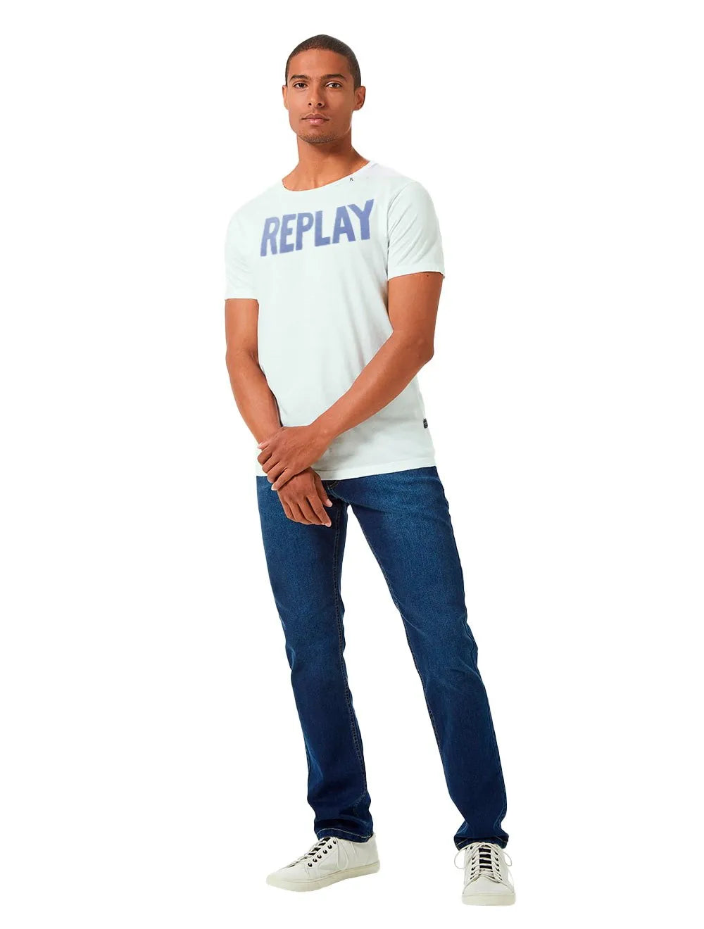 Camiseta Replay Masculina Frontal Stamp Logo Azul Claro