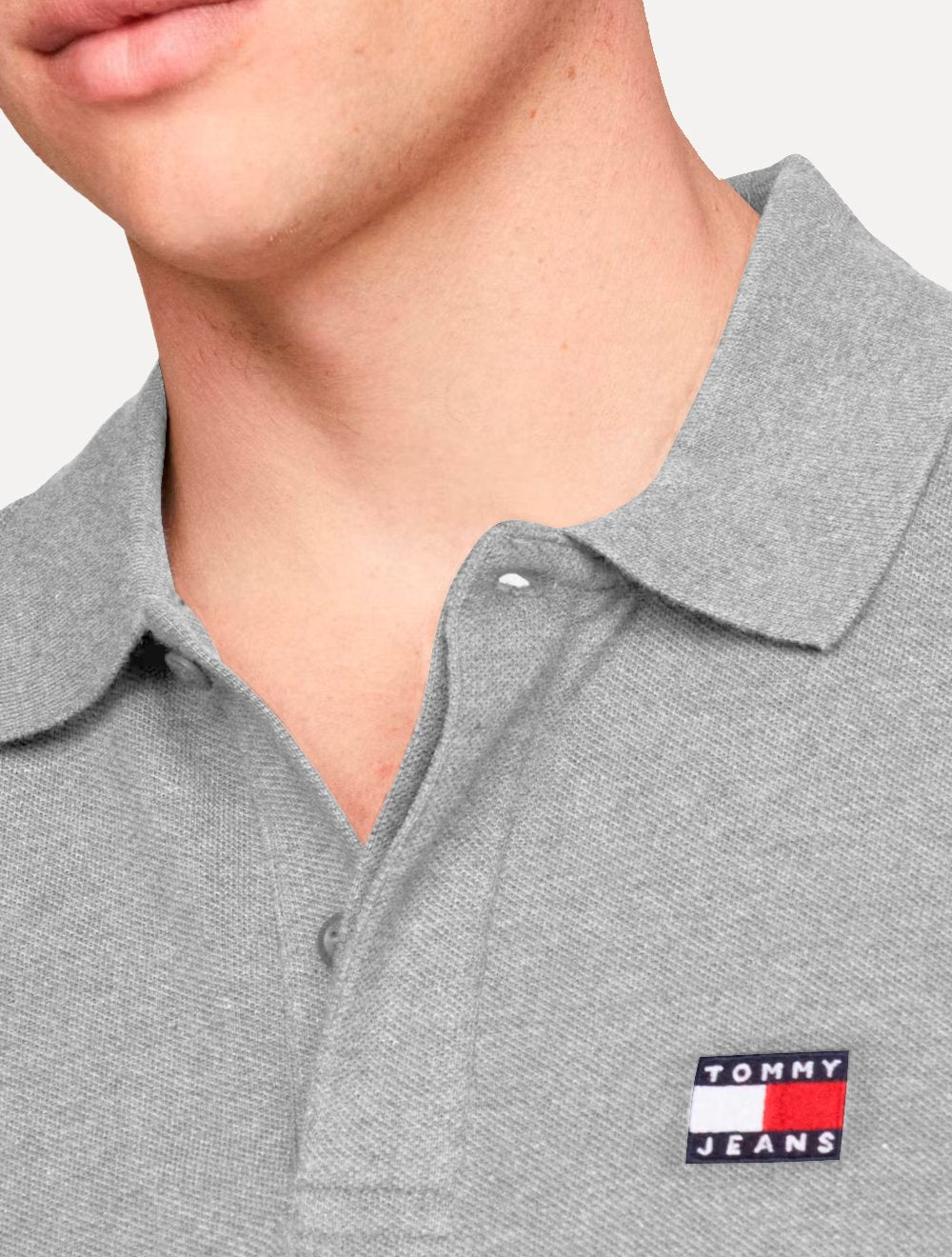 Polo Tommy Jeans Masculina Regular Heather XS Badge Cinza Mescla