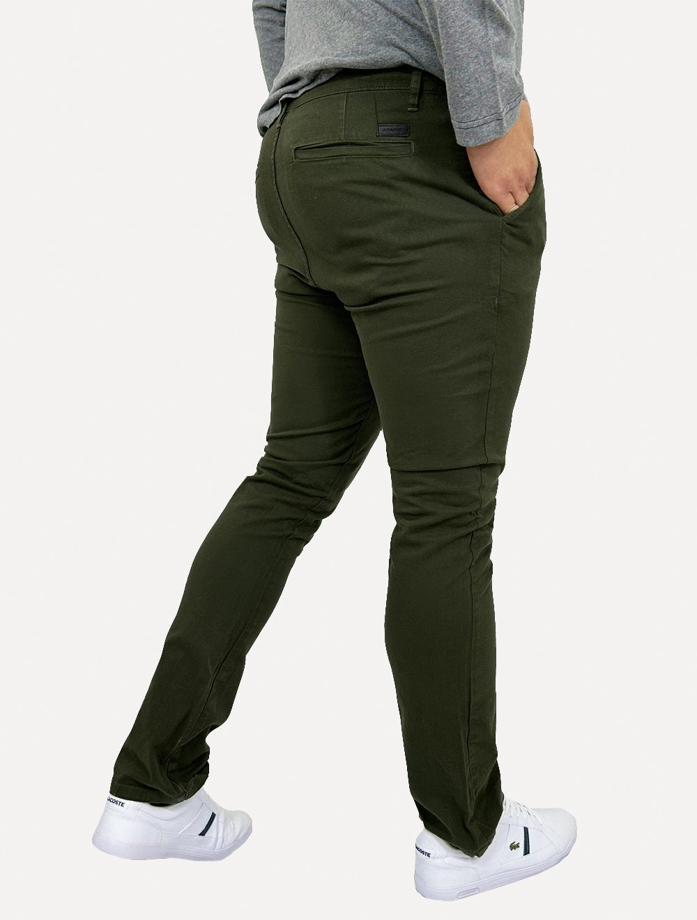 Calça Aramis Masculina Sarja Chino Regular Color Comfort Verde Escuro