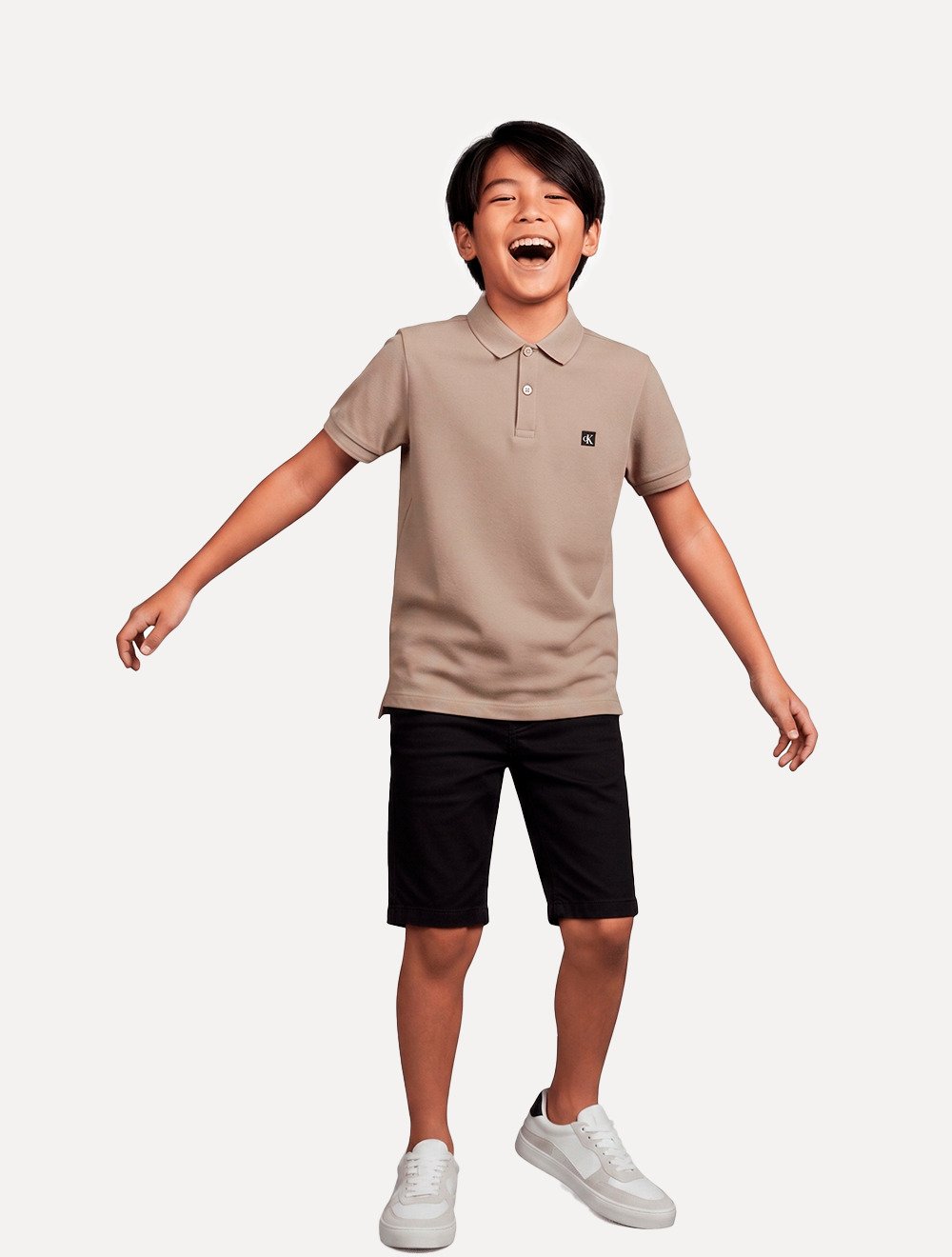 Bermuda Calvin Klein Infantil Slim Color Chino Lisa Preta