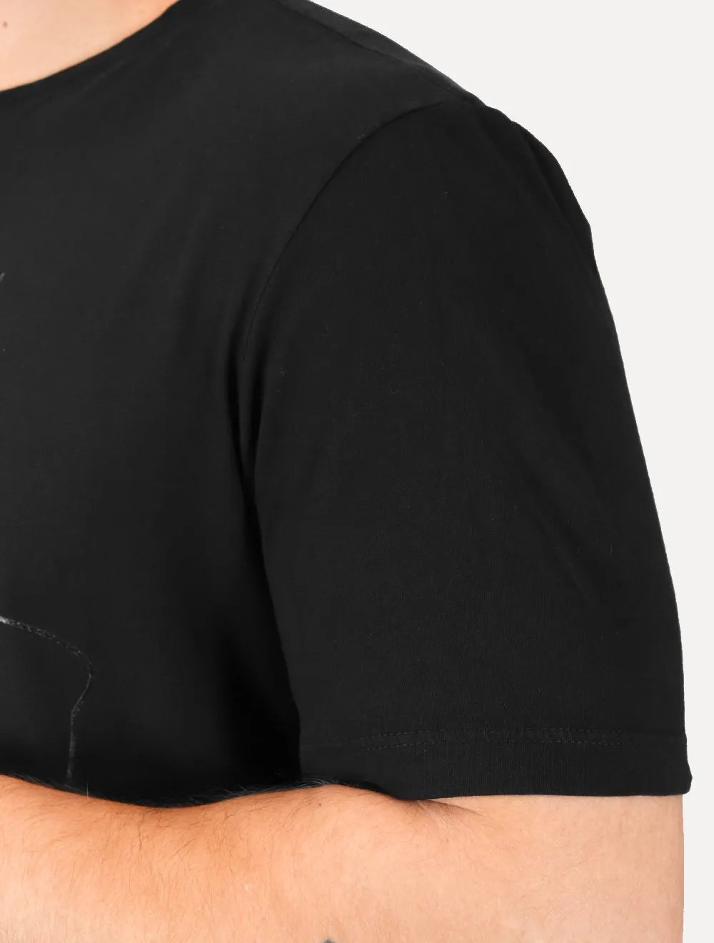 Camiseta Von der Volke Masculina Origineel Outline Crown Preta