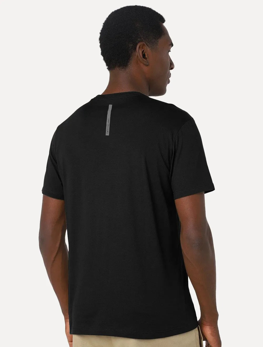 Kit Camisetas Calvin Klein Jeans | Light New Nape Preta/Azul Marinho