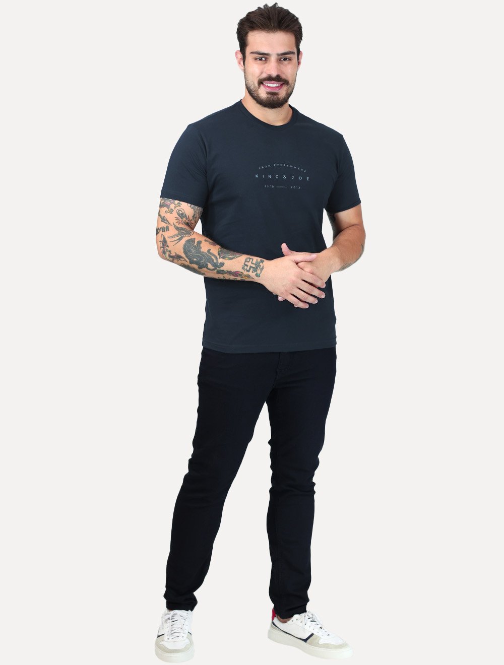 Camiseta King & Joe Masculina Arc From Everywhere Perolado Azul Marinho