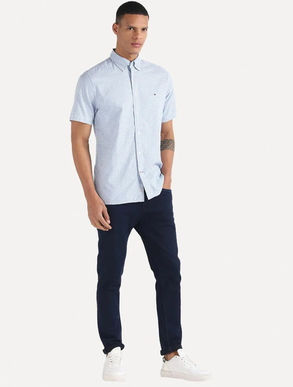 Camisa Tommy Hilfiger Masculina Manga Curta Xadrez Gingham Branca/Azul Claro