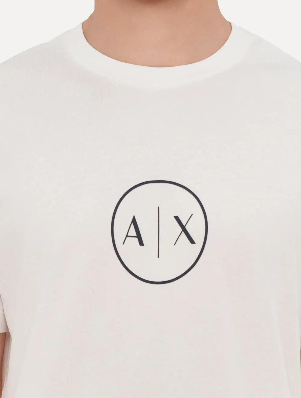 Camiseta Armani Exchange Masculina Regular Circle AX Logo Off White