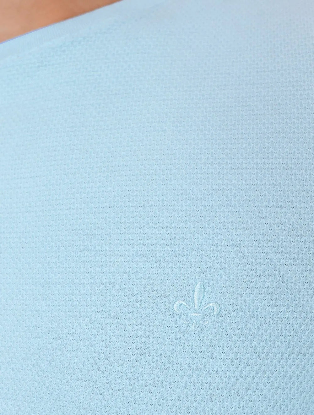 Camiseta Dudalina Masculina Textura Mono Logo Azul Claro