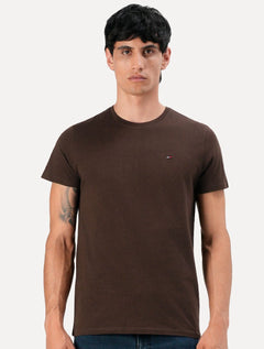 Camiseta Tommy Jeans Masculina Regular Jersey C-Neck Flag Marrom