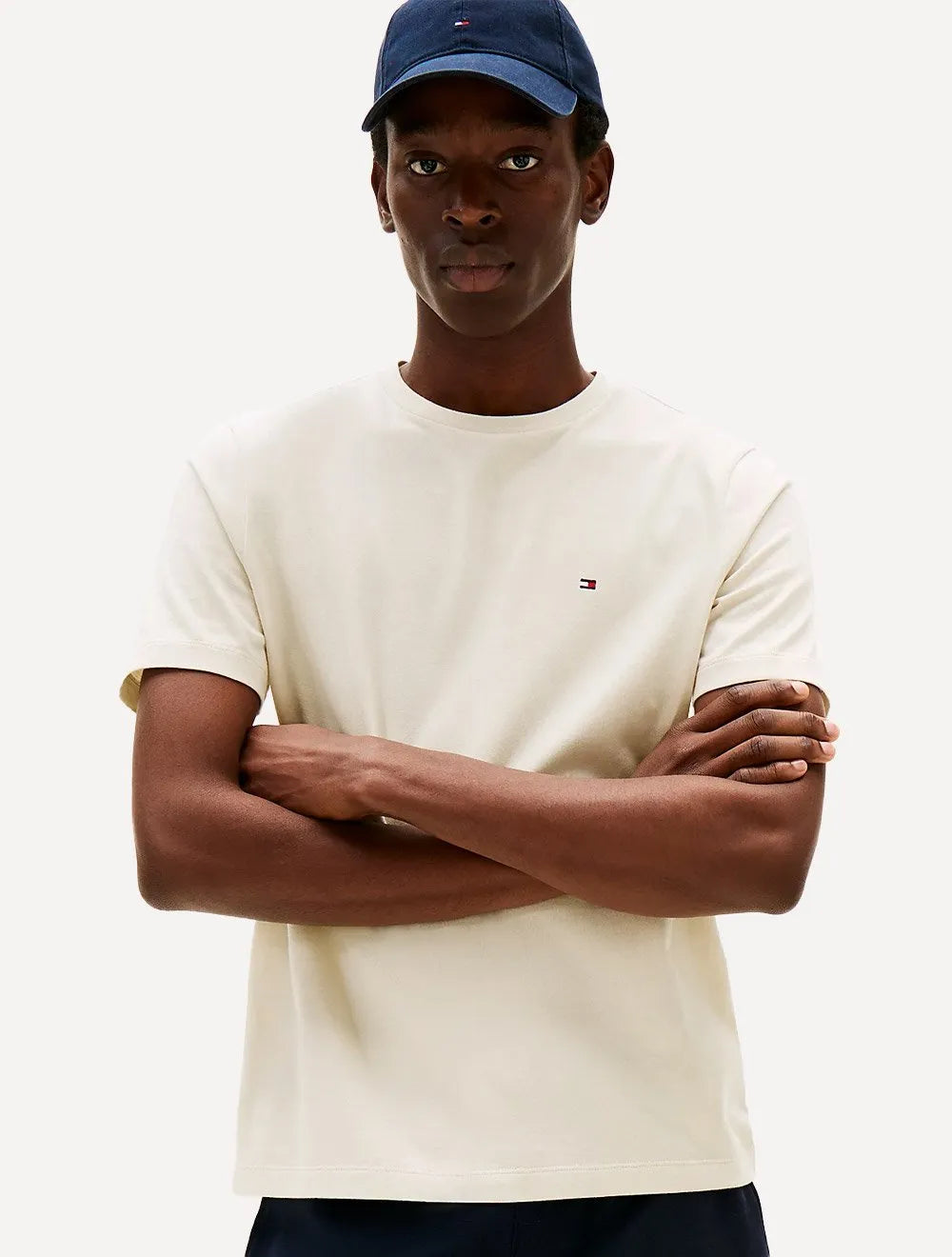 Camiseta Tommy Hilfiger Masculina Slim Fit Essential Stretch Creme