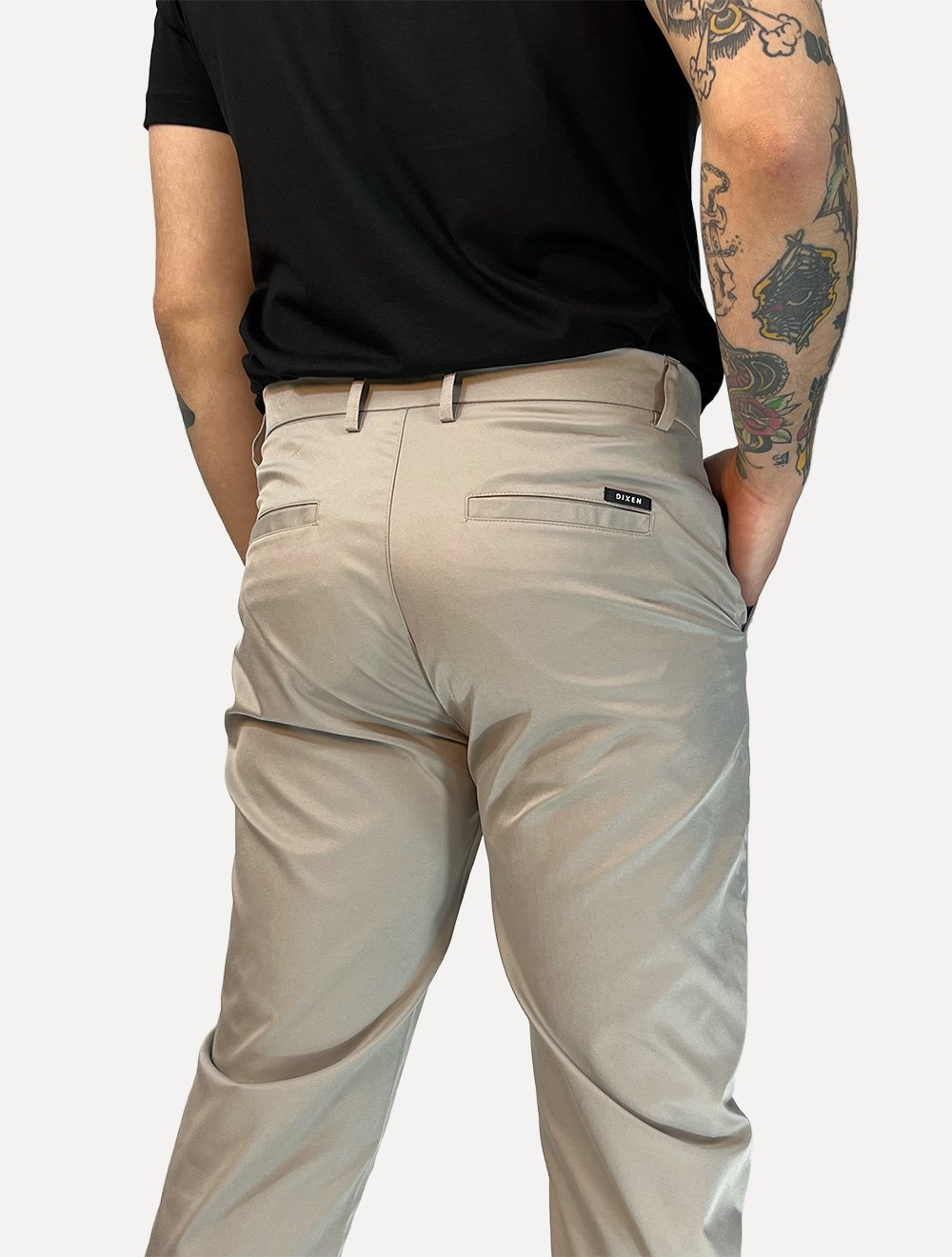 Calça Dixen Masculina Adaptive com Regulagem no Cós Caqui