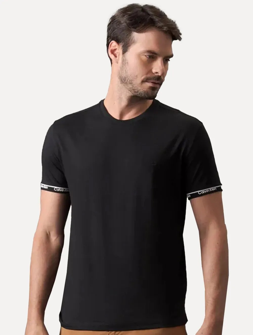 Camiseta Calvin Klein Masculina Punho Logo Preta
