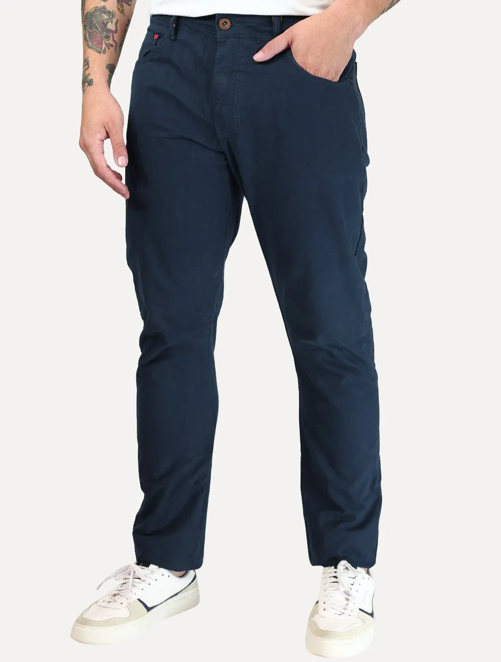 Calça Forum Sarja Masculina Slim Paul Escura