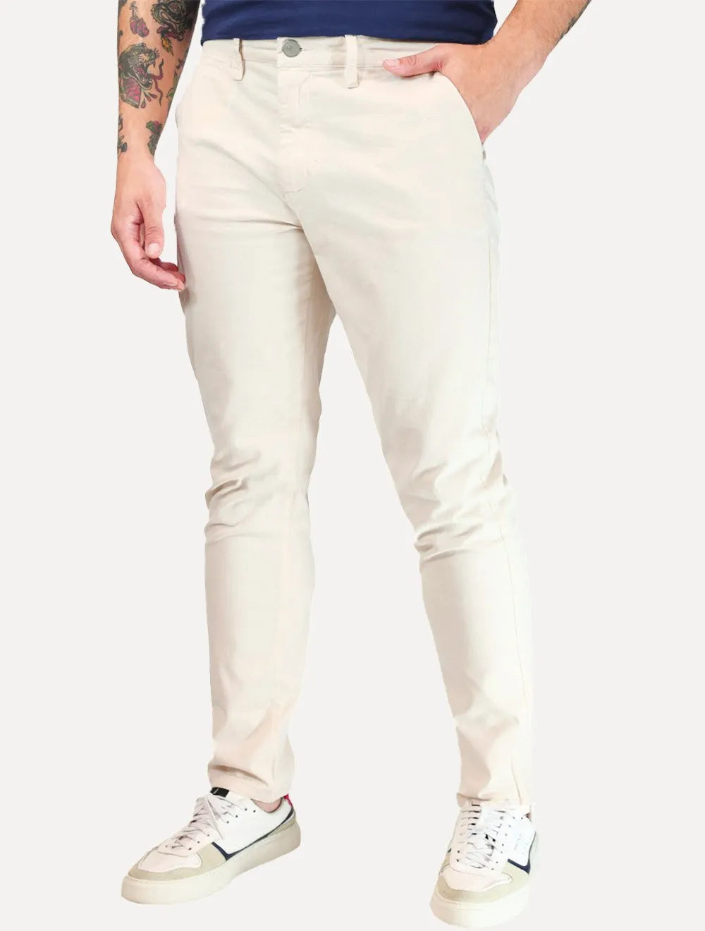 Calça Dudalina Masculina Sarja Slim Faca Color Cáqui Claro