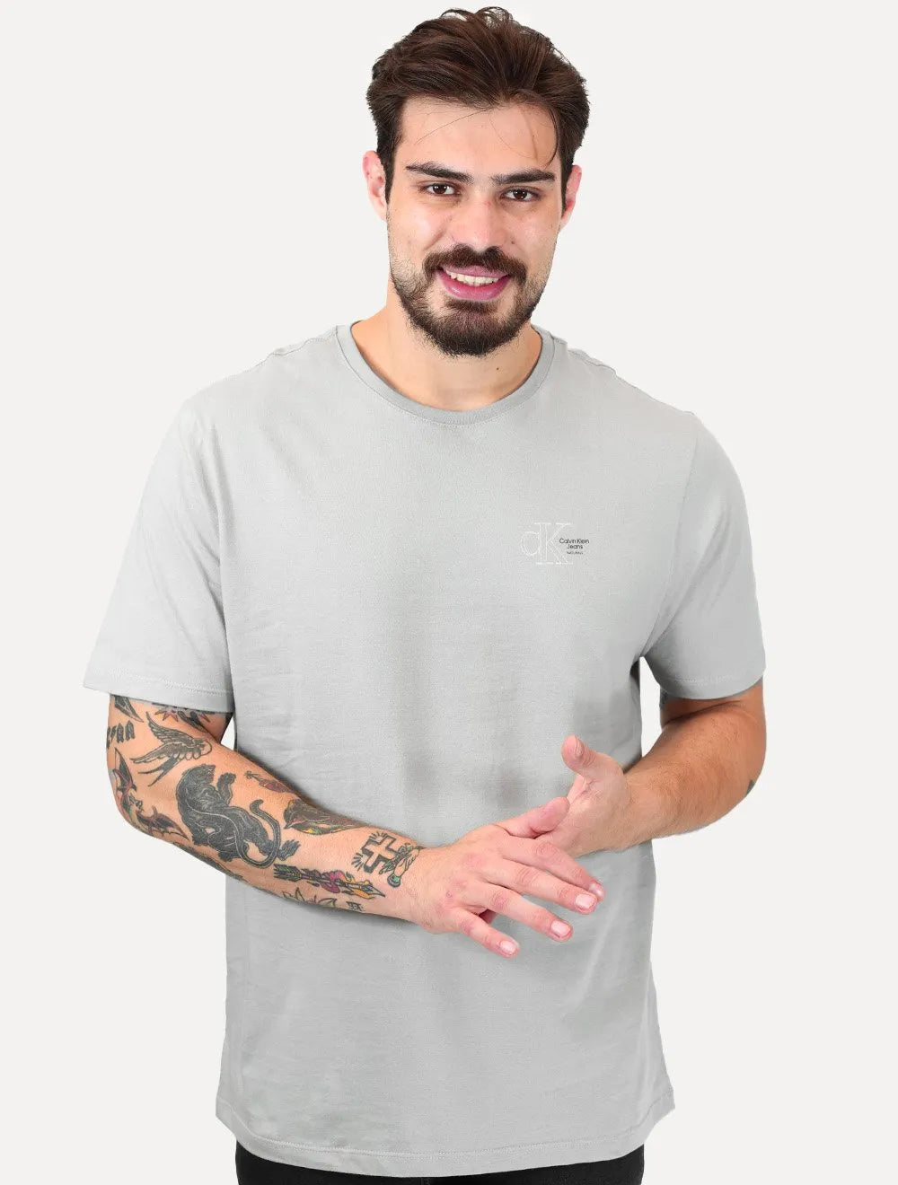 Camiseta Calvin Klein Jeans Naturals Outline CK Logo Cinza
