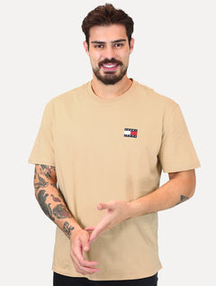 Camiseta Tommy Jeans Masculina Regular Flag Badge Tee Cáqui Médio