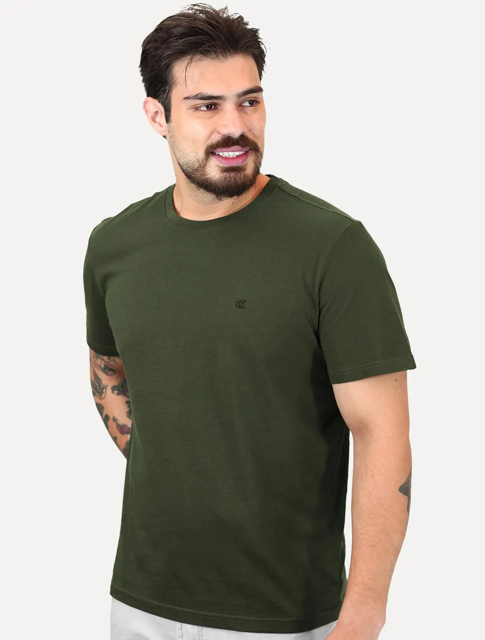 Camiseta Calvin Klein Jeans Masculina CK Bordado Peito Verde Militar
