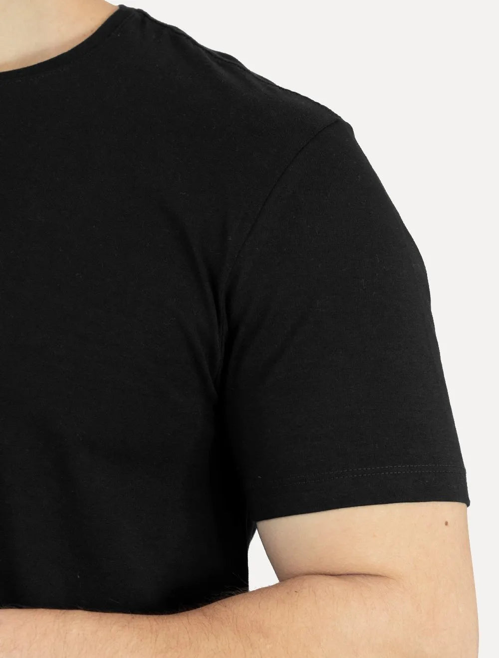 Camiseta Calvin Klein Masculina Barra Tag Preta