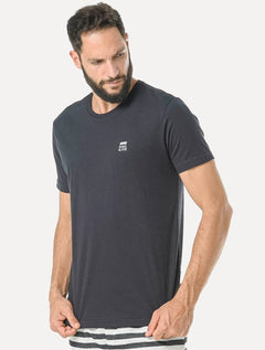 Camiseta King & Joe Masculina Slim Basic Light Logo Preta