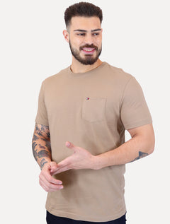 Camiseta Tommy Jeans Masculina Regular Pocket Marrom Claro